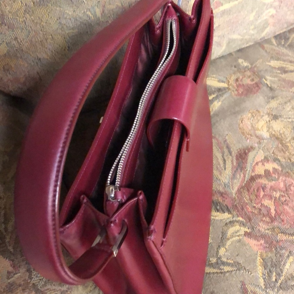 Handbag - Picture 3 of 3